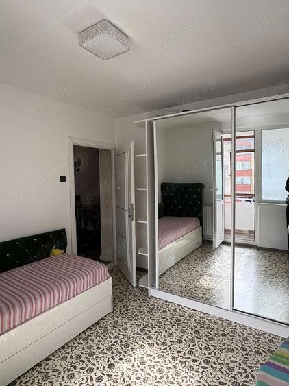 Inchiriez apartament 2 camere zona Precista Piatra Neam? - 1