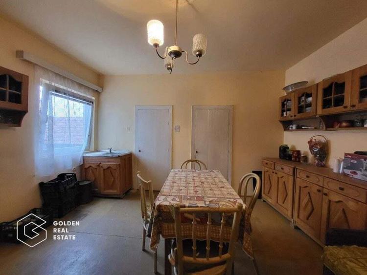 Casa cu 2 corpuri de cladire, oras Lipova - 11