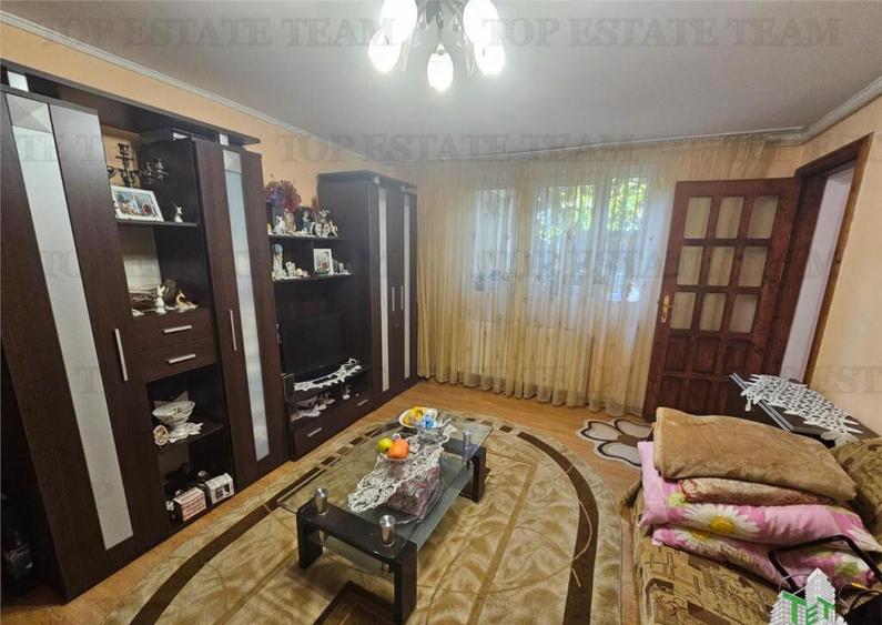 Casuta 3 camere placa peste etaj zona Margeanului - 8