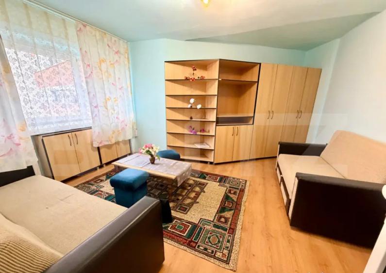 Garsoniera de inchiriat, 22 mp, zona M-uri - Cetate - 1