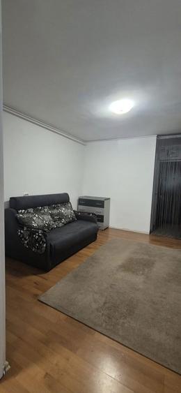 Inchiriez apartament cu o camera ( garsoniera ) - 8