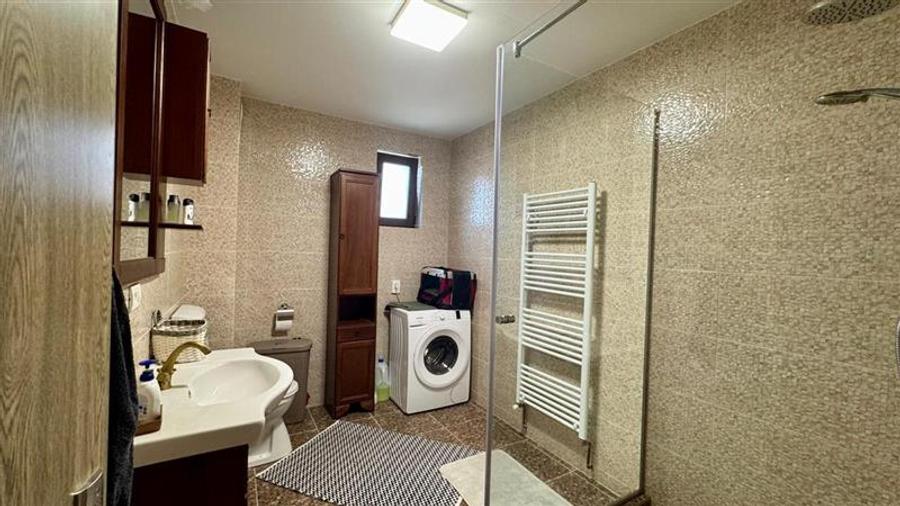 Refugiu pretios:jacuzzi, lemn masiv,2.000 mp teren,4 dormitoare, cuptor, investi - 18