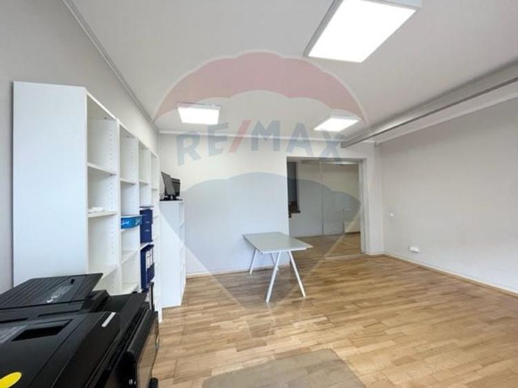 Clădire Corporate Premium de inchiriat, Calea Dumbravii - 3