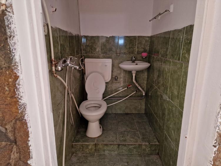 Casa de vanzare oras Brezoi - 2