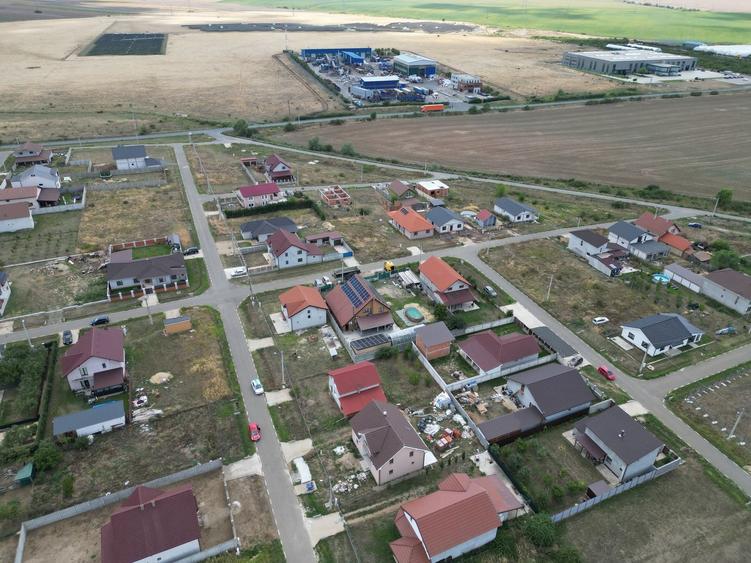 Casa la gri in Frumuseni - 21