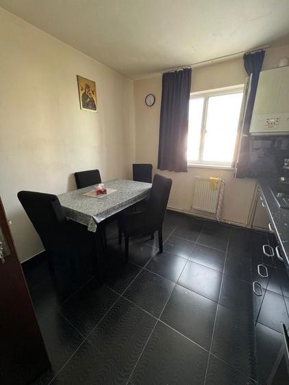 Apartament de vanzare - 6