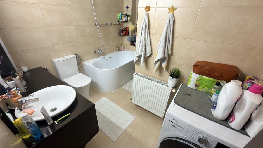 Apartament modern 3 camere 93mpu zona Lupeni - 10