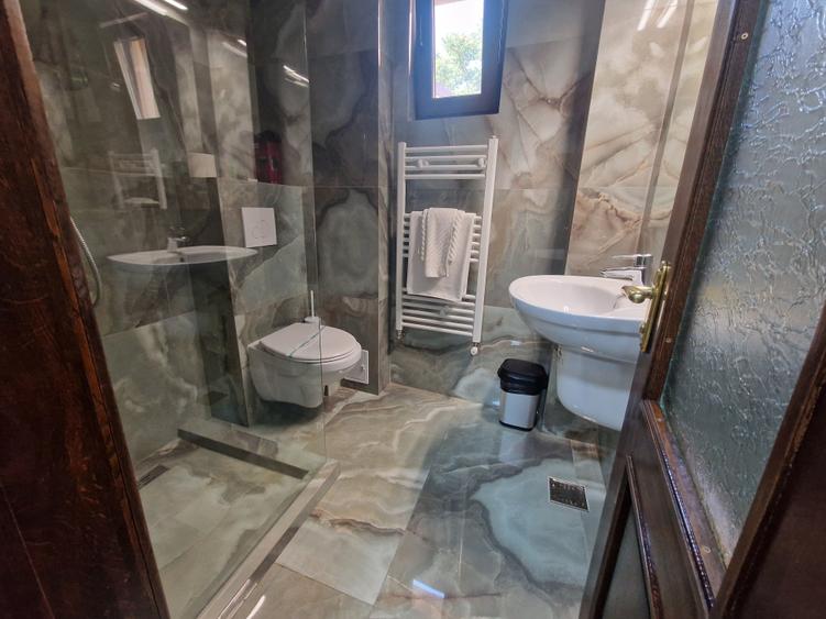 Apartament cu 2 camere - la 3 min de Piata Unirii  si UMF - amenajari premium - 8