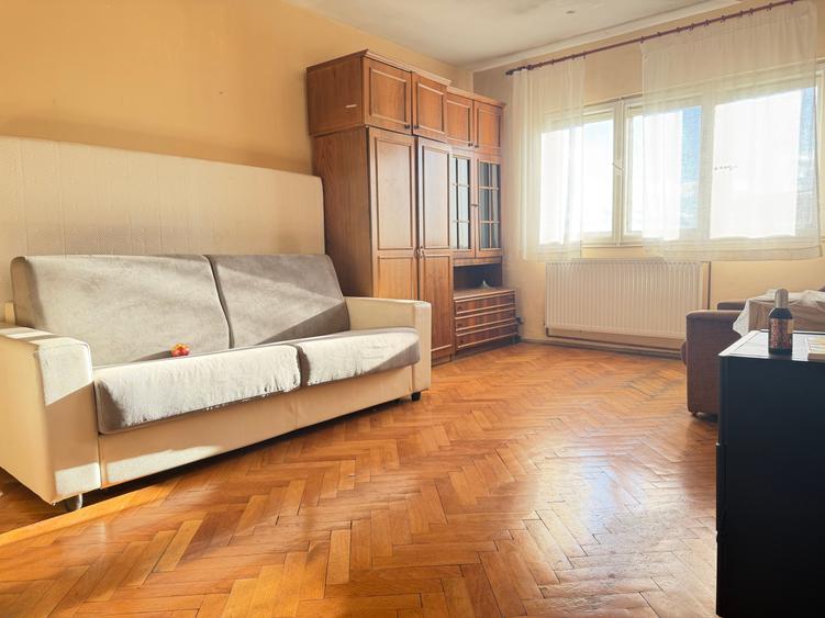 vand apartament 2 camere Lipovei 80000 euro - 1