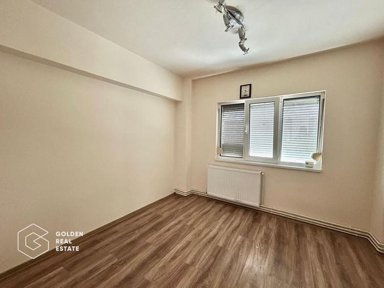 Apartament 3 camere, decomandat, zona Micalaca - 6