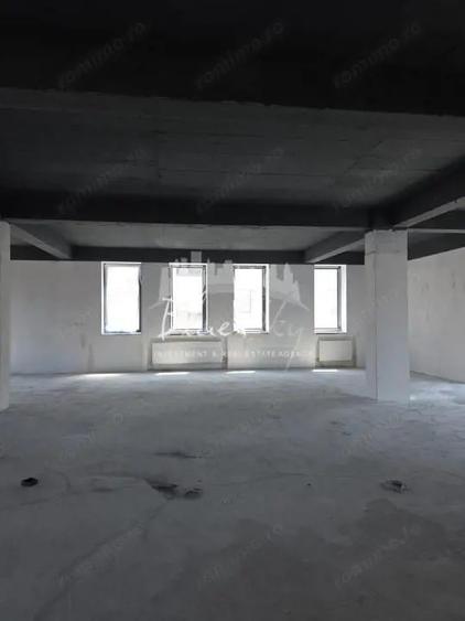 Spatiu comercial 637 mp situat in cladire noua, zona Faleza Nord - 12