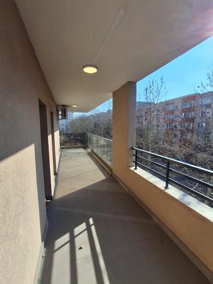 APARTAMENT DEOSEBIT DECEBAL(SPAȚIOS,DRESSING,2 BALCOANE,LOC DE PARCARE) - 20