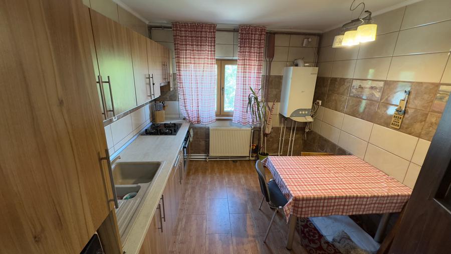 4 camere, decomandat, 1979, centrala proprie - 2