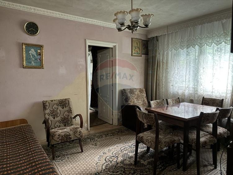 Apartament 2 camere de v&acirc;nzare,Str.Panselelor- ideal pentru investiție - 1