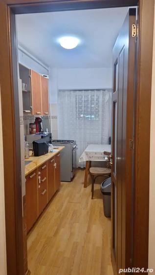 Caut colega de camera - 3