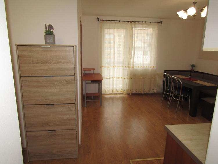 De închiriat apartament 2 camere + living | Sibiu, zona Cedonia, str. Roșiorilor - 32