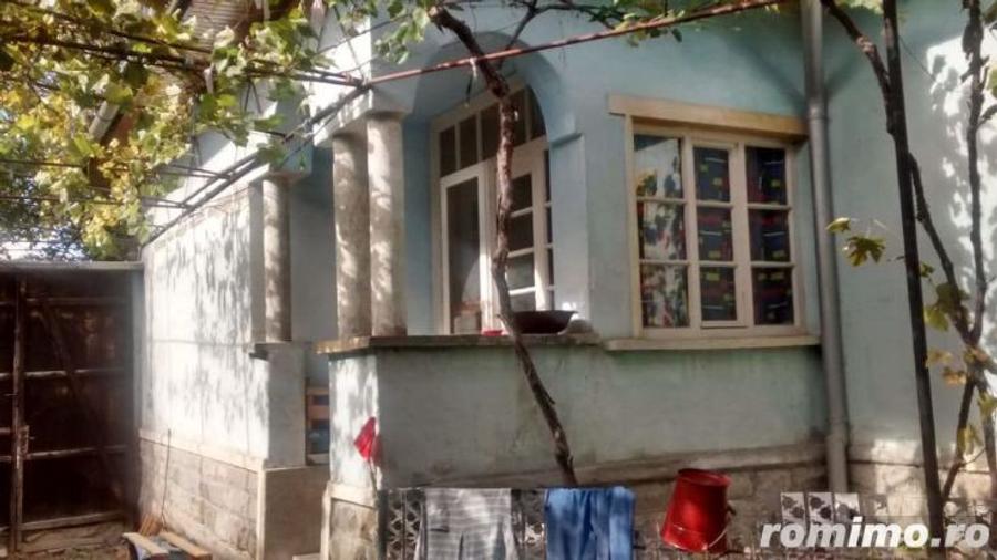 casa , curte si gradina, ++ 1 ha de teren agricol  - 2
