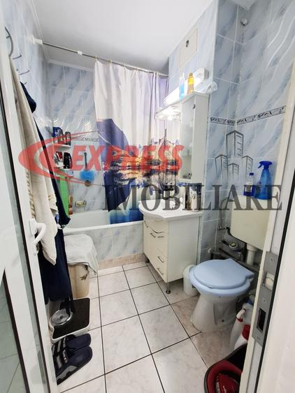 Dristor, Ramnicu Sarat, Piata, Metrou - 5