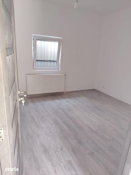 Casa cu 3 camere, 300 mp teren, Zona Gara Bacau - 10