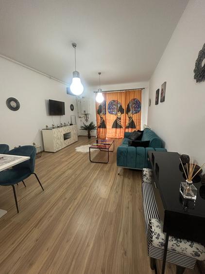 Apartament 2 camere Statiunea Mamaia termen lung - 500 euro - 1