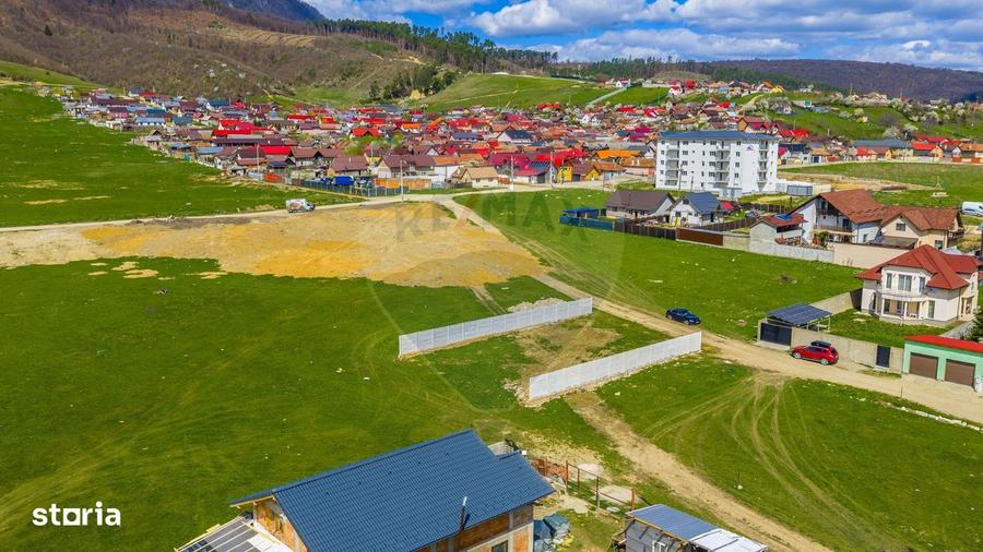 Comision 0% | Teren Intravilan| 500 Mp| Imprejmuit| Codlea - 5