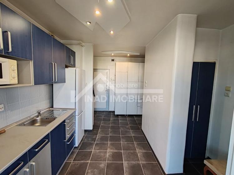 Apartament cu 2 camere decomandate situat in Marasti Str. Dorobantilor Apartament cu 2 camere decomandate situat in Marasti Str. Dorobantilor