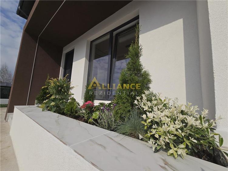 Vila individuala- 4 camere- 3 bai- dressing- pod- beci - 1