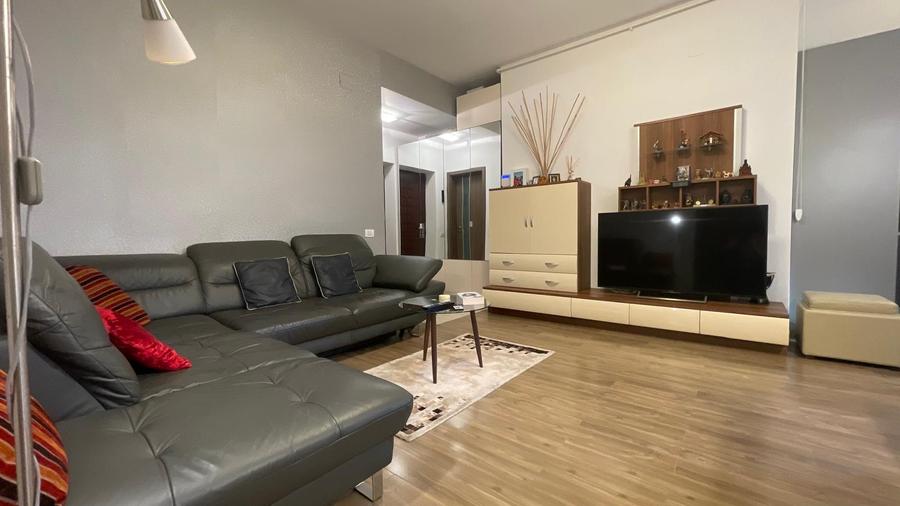 Inchiriere 3 camere - Decebal - bloc boutique - 4