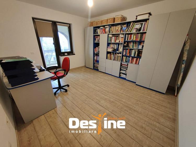 VALEA ADANCA - Casa STIL GRECESC 5 camere P+1+POD, 200 mpU - 16