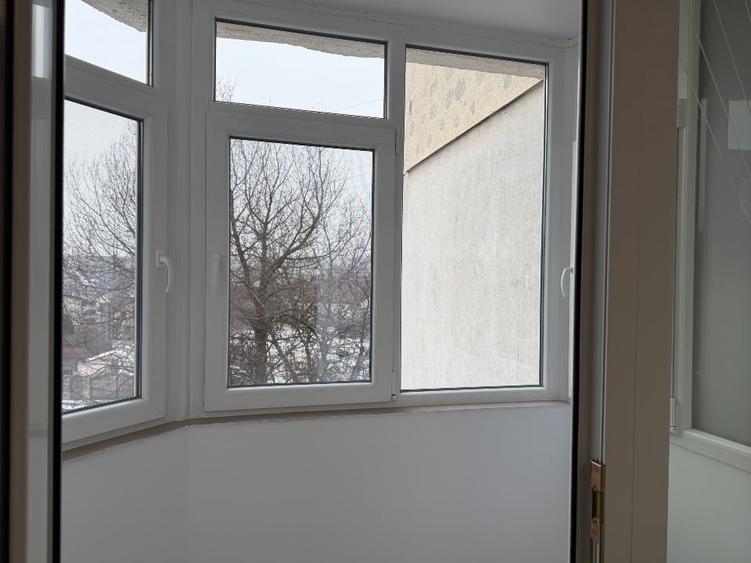 Persoană Fizică Închiriez apartament cu 2 camere decomandat - 12