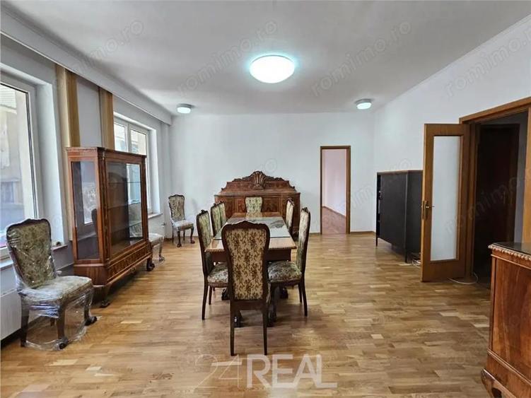 Inchiriere birou langa Herastrau Arcul de Triumf - parter de la 270 mp - 2