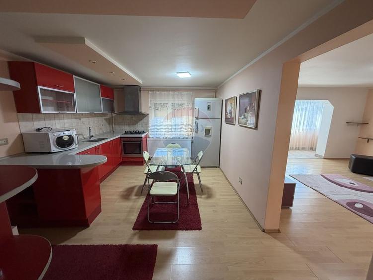 Apartament 3 camere Longinescu - 2