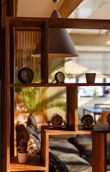 Penthouse cu un intreg perete doar din geamuri, dar si cu jacuzzi, terasa, gazon - 2