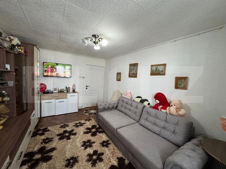 Apartament cu 2 camere decomandat, mobilat în Micro 15