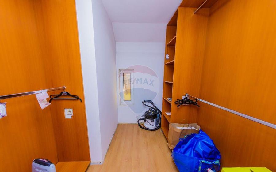 Casa cu 7 camere de vanzare la drumul principal cu 2 in... - 13