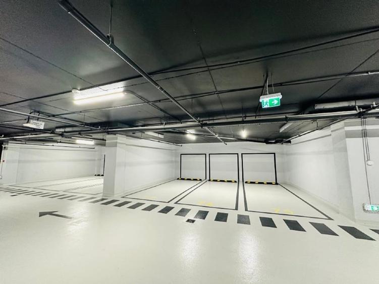 Apt 3 cam-BHB Avenue -vedere panoramica   spre lac . - 12