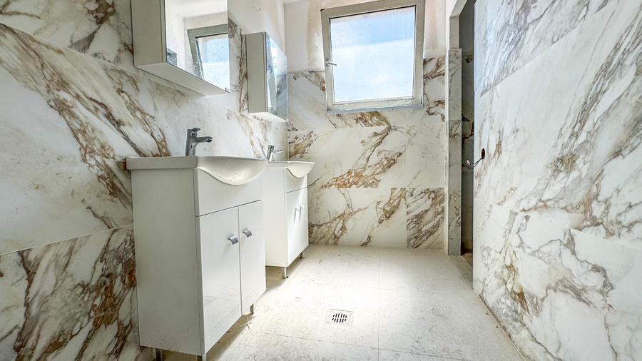 Spatiu Comercial - Cladire Privata - Parcare 10 locuri - Modernizata 2025 - 3