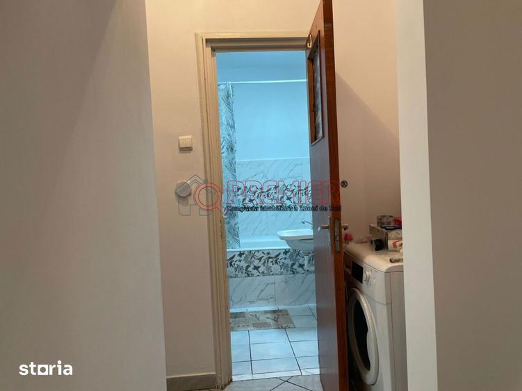 Apartament cu 3 camere în Berceni