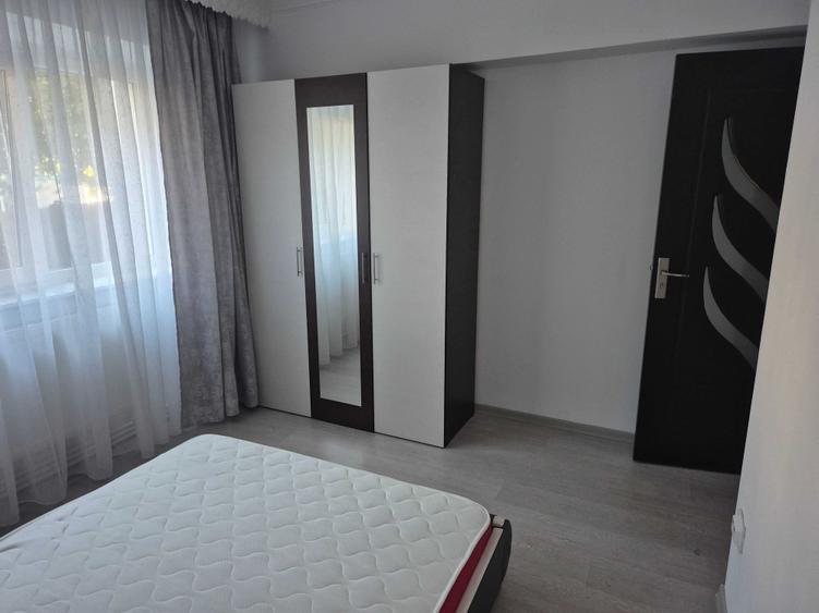 Apartament cu 2 camere decomandat în Obor