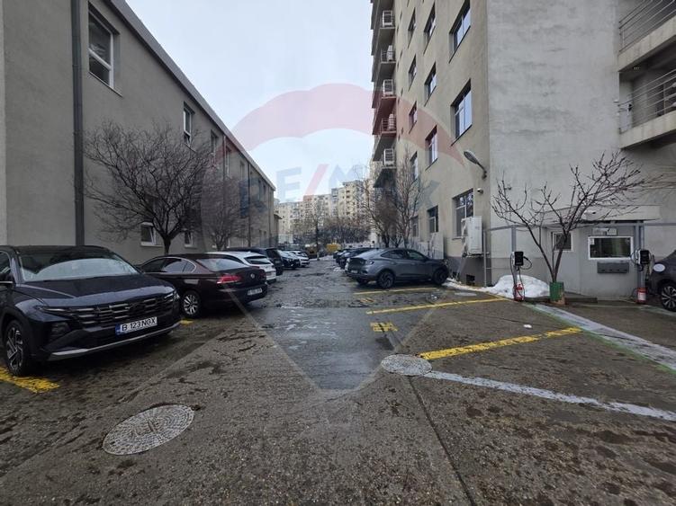 Spațiu de birouri de 1,780mp de vânzare în zona 13 Septembrie - 16