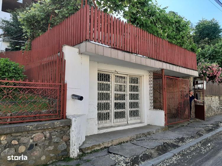 OCAZIE Casa 5 camere central Curtea de Arges - 2