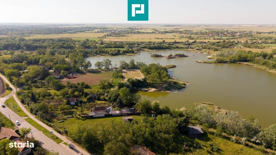 Spațiu comercial, în Peregu Mare