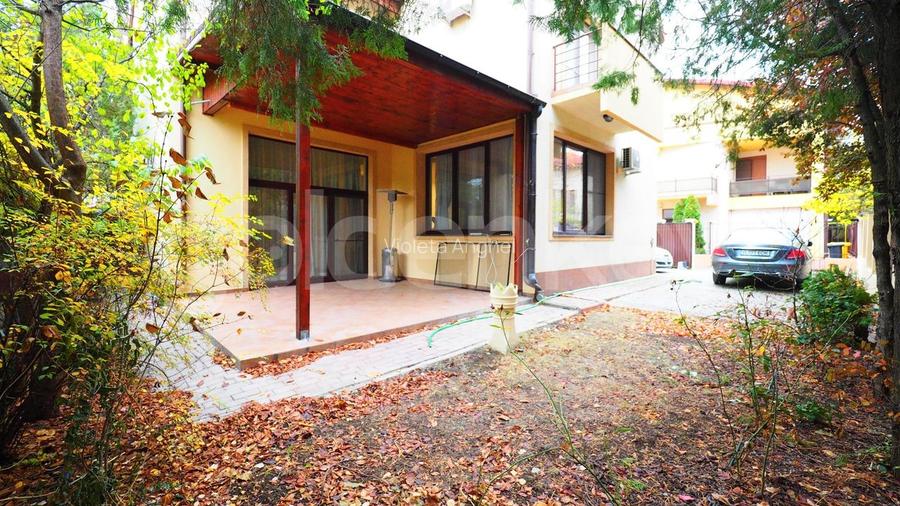 Vila spatioasa situata langa Jolie Ville si Cambridge School