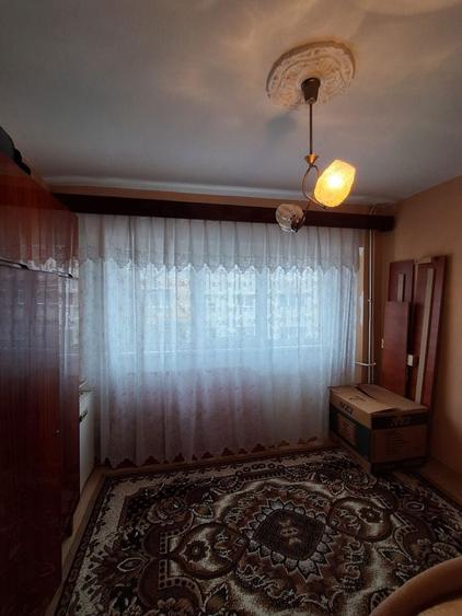 Ap 2 camere decomandat zona Vidin, in apropierea Scolii nr.20, Braila - 2