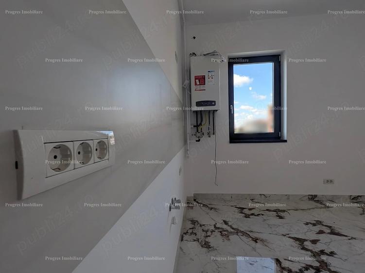 Apartament cu 3 camere decomandat în Est