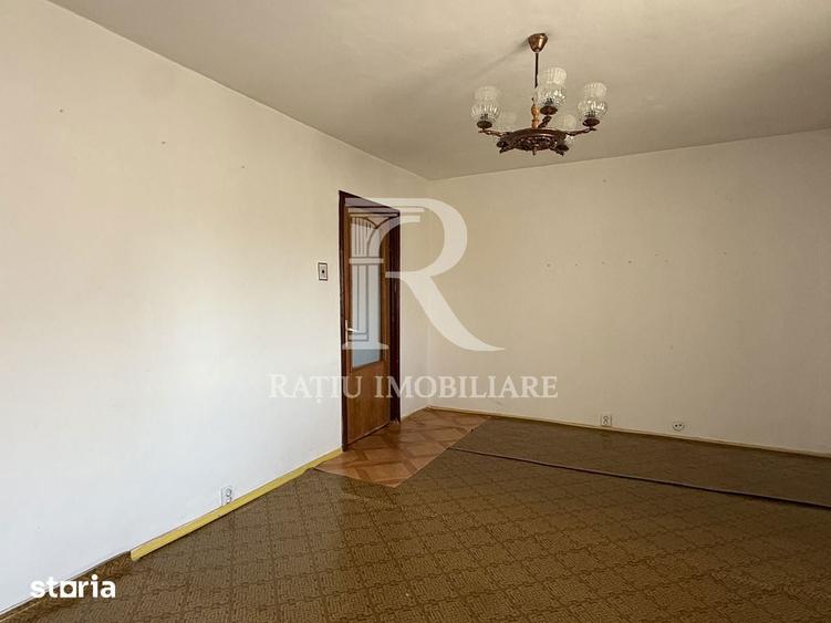 Apartament cu 2 camere decomandat în Rogerius