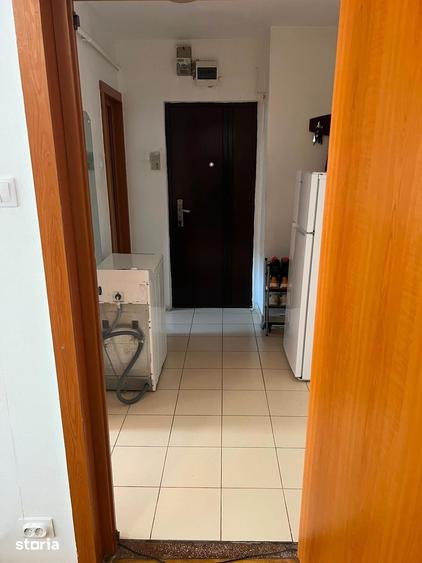 Garsonieră decomandată în Podu Roș