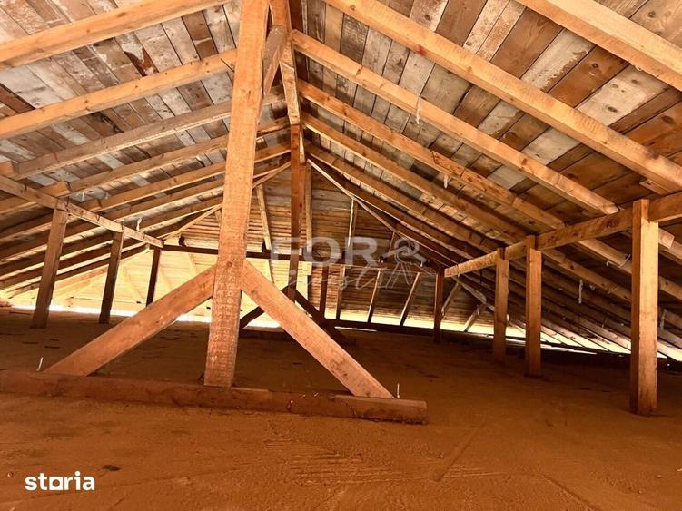 Casă cu 4 camere cu Teren 1290 Mp în Tulca