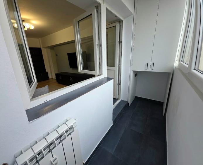 Apartament cu 2 camere semidecomandat, mobilat în Crângași