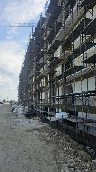 Apartament cu 2 camere decomandat în Dobroești